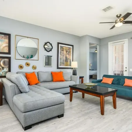 Newly Renovated Premium Condo, Vista Cay - 2002
